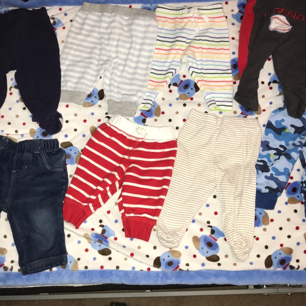 Eight pairs of baby pants 0-3 months